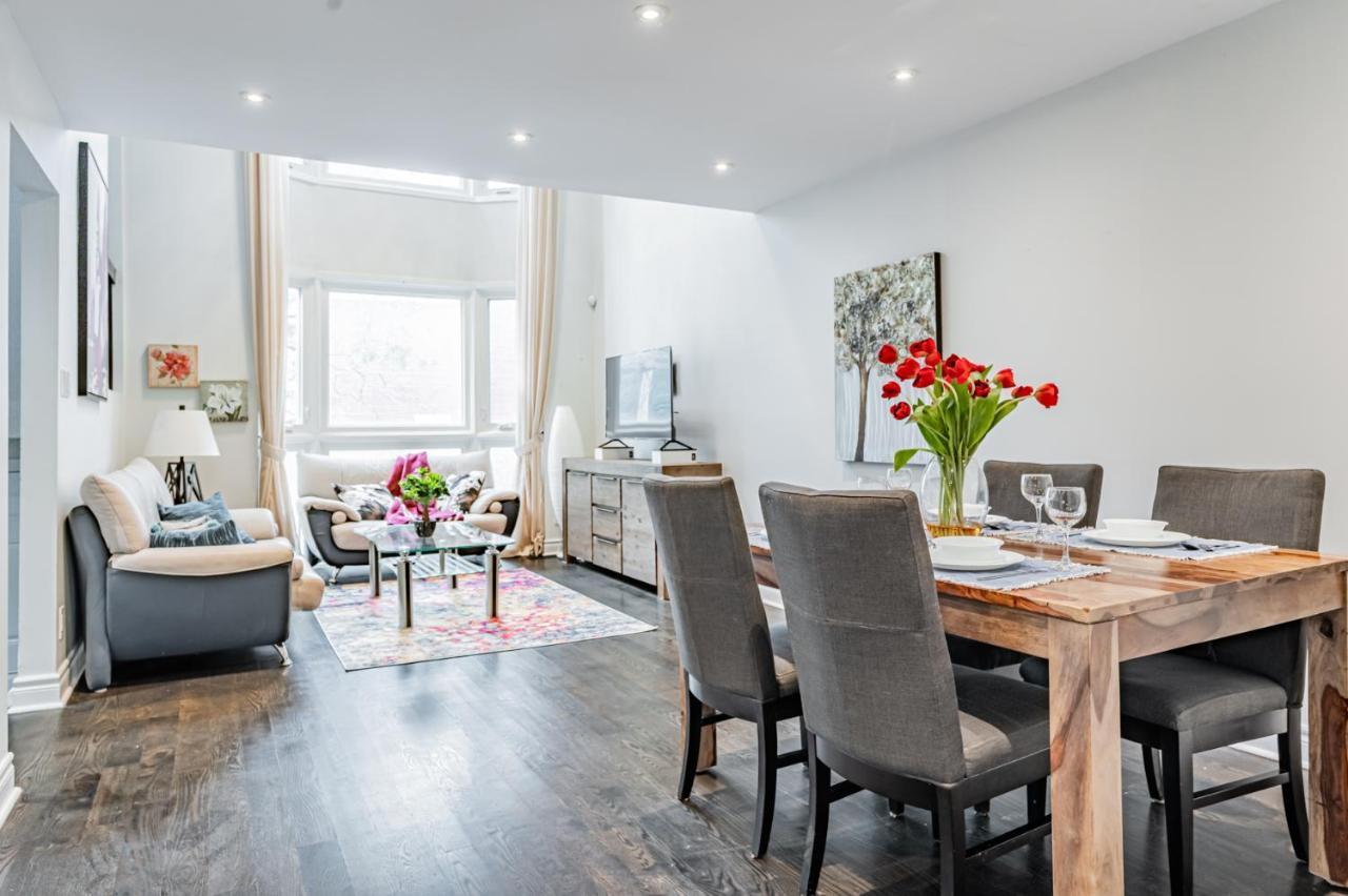 Beautiful Property In Downtown Core Close To Subway Station! Toronto Exterior foto
